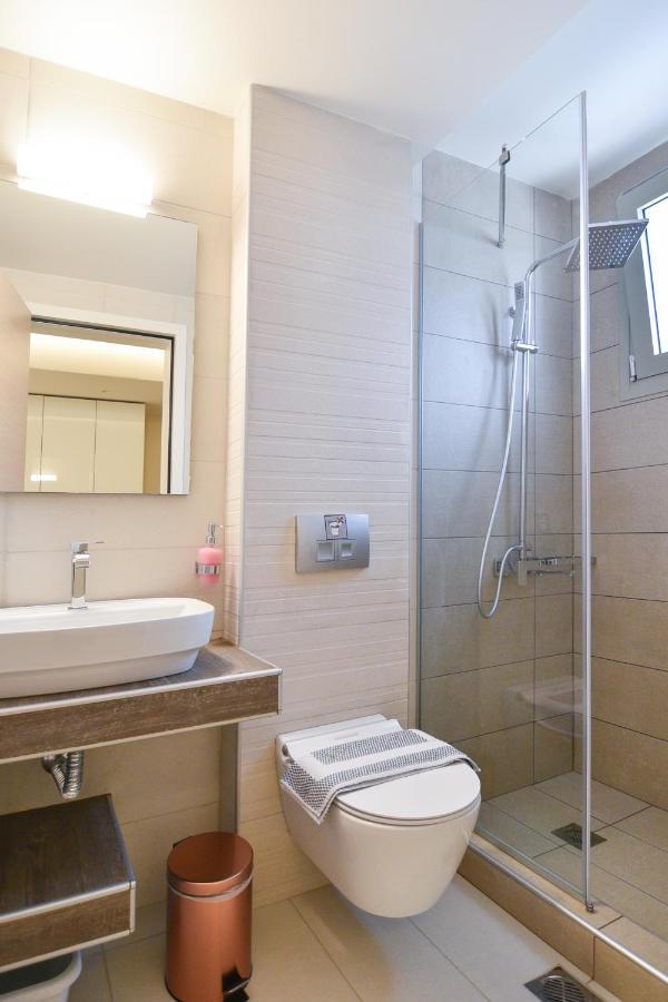 On Board Luxury Studios 萨尔蒂 外观 照片